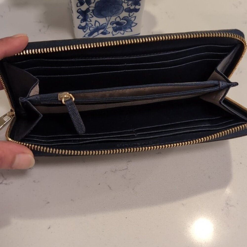 Michael Kors Jet Set Travel Large Continental Wallet - Picture 8 of 8